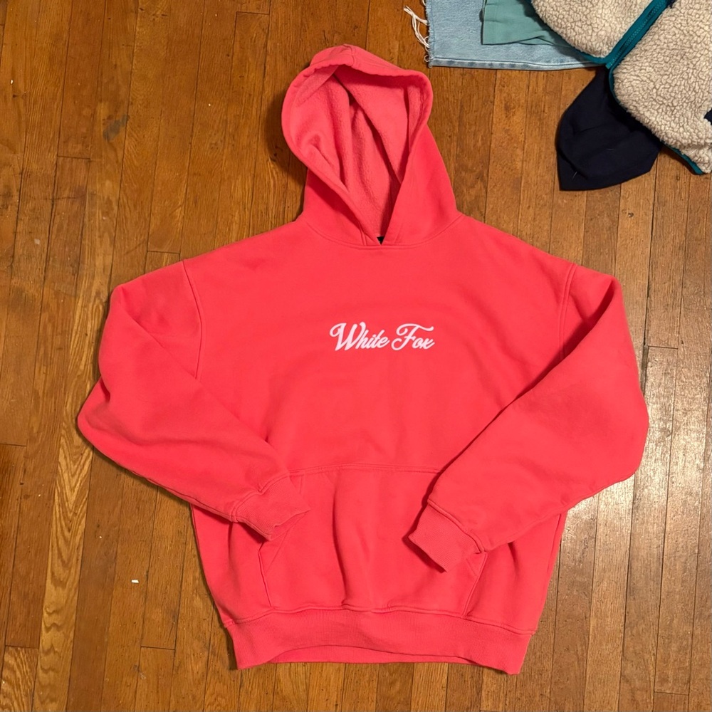 White Fox Boutique women’s slouchy Pink Hoodie size small